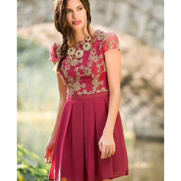 Francesca’s Floral Pleated Dress Jun&Ivy - Picture 1 of 5